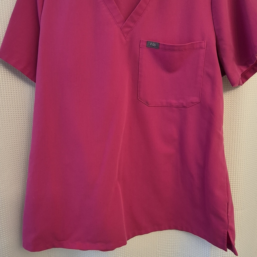 FIGS Catarina One-pocket Scrub Top And Matching Straight-leg Livingston Pants